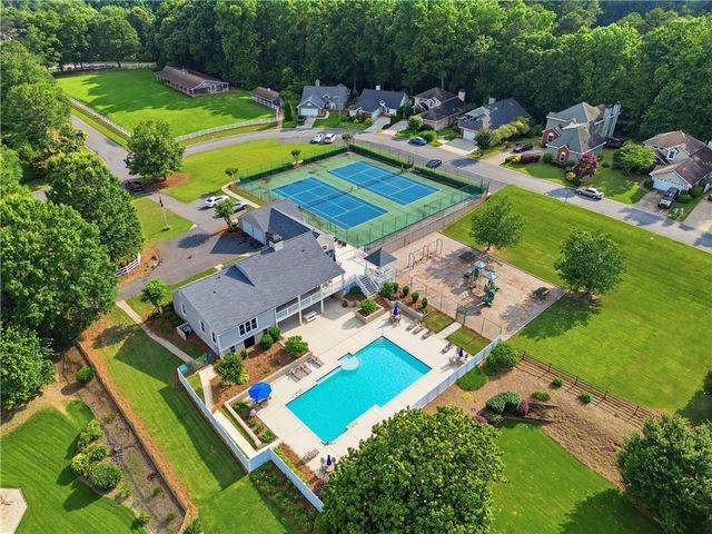 4498 Balmoral Road NW, Kennesaw, GA 30144