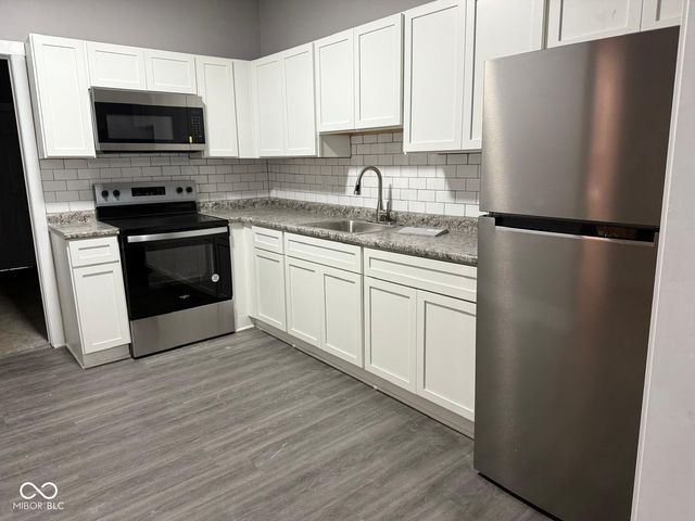 945 W 28th Street, Indianapolis, IN 46208