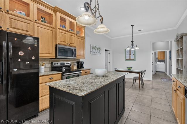 611 Deerwood Drive, Greenwood, AR 72936