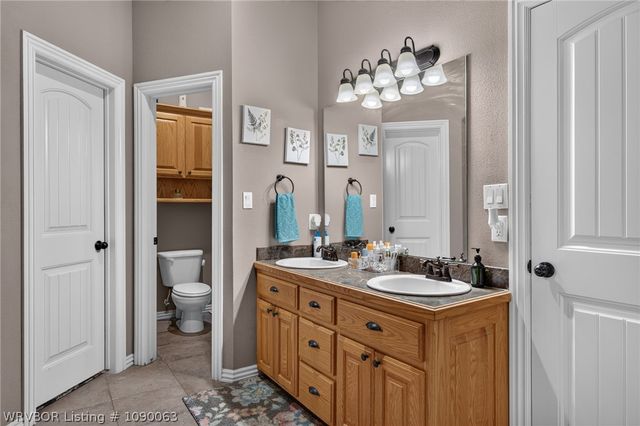 611 Deerwood Drive, Greenwood, AR 72936