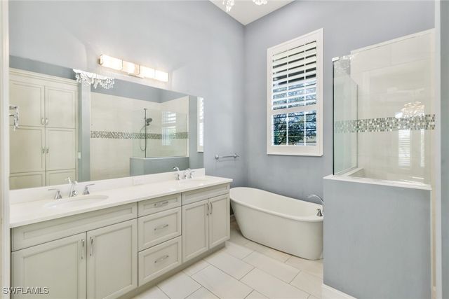 14792 Spinnaker WAY, Naples, FL 34114
