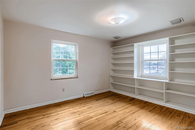 3320 S Locust Street, Denver, CO 80222