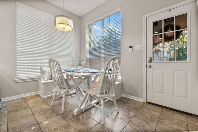 186 W Amberglow Circle, The Woodlands, TX 77381