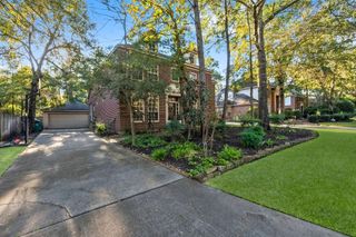 186 W Amberglow Circle, The Woodlands, TX 77381