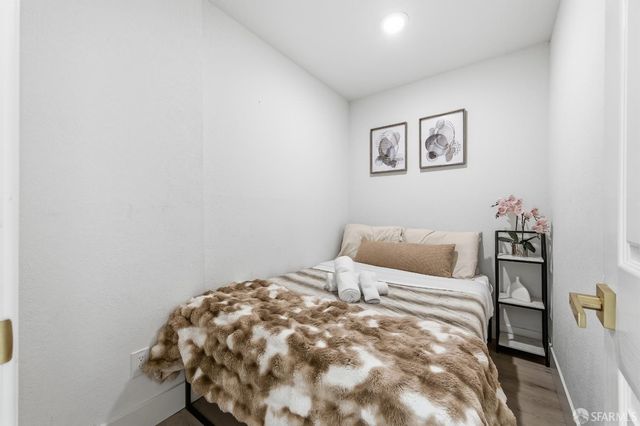 422 45th Avenue 422, San Francisco, CA 94121