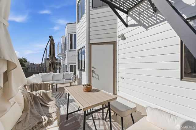 422 45th Avenue 422, San Francisco, CA 94121