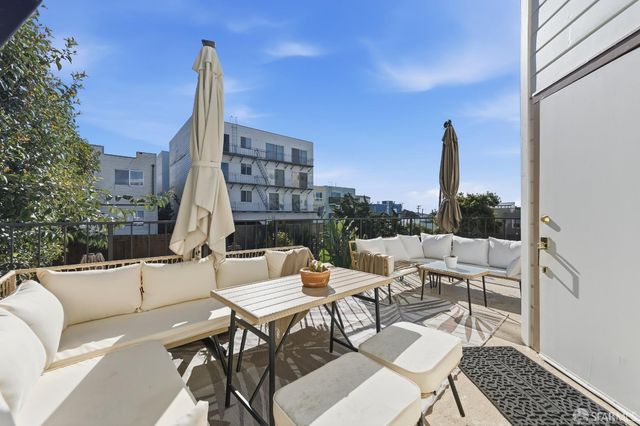 422 45th Avenue 422, San Francisco, CA 94121