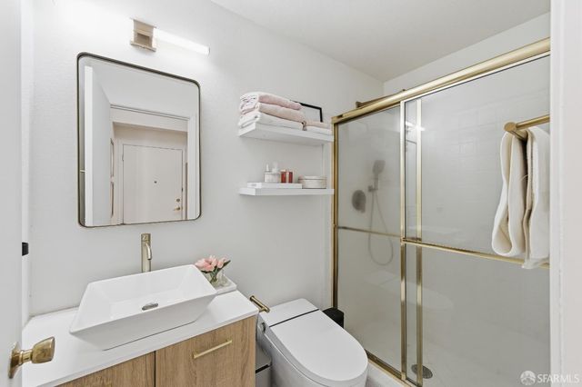 422 45th Avenue 422, San Francisco, CA 94121