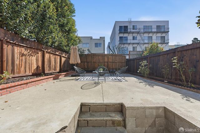 422 45th Avenue 422, San Francisco, CA 94121