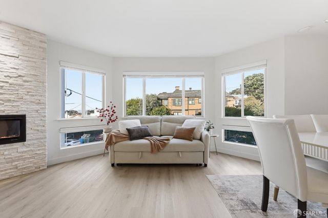 422 45th Avenue 422, San Francisco, CA 94121