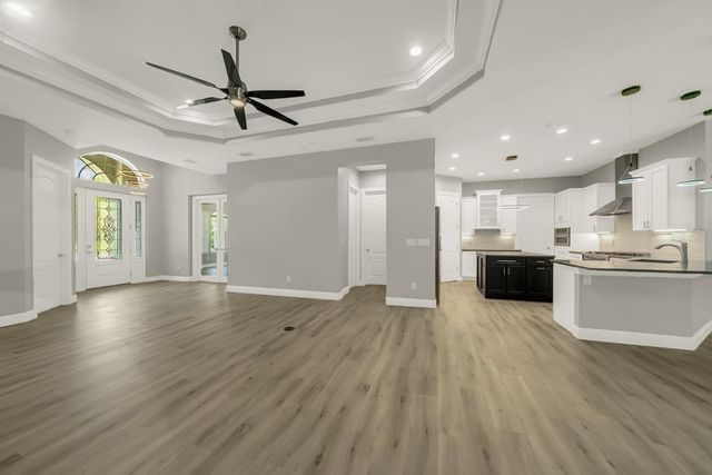 4040 GRAND AVENUE, Deland, FL 32720