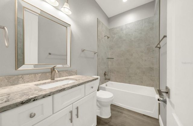 4040 GRAND AVENUE, Deland, FL 32720
