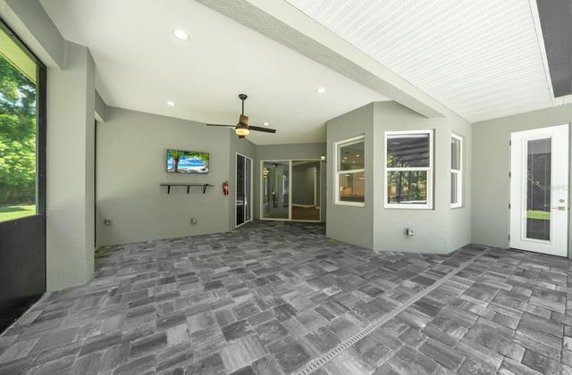 4040 GRAND AVENUE, Deland, FL 32720