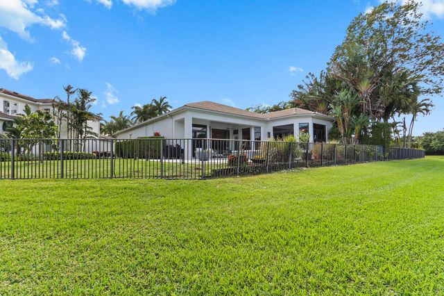 408 Vía Placita, Palm Beach Gardens, FL 33418