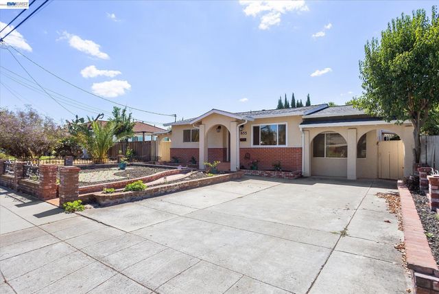 855 Olivina Avenue, Livermore, CA 94551