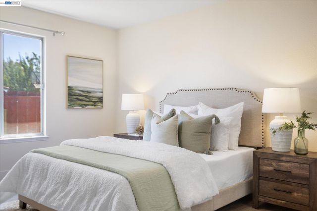 855 Olivina Avenue, Livermore, CA 94551