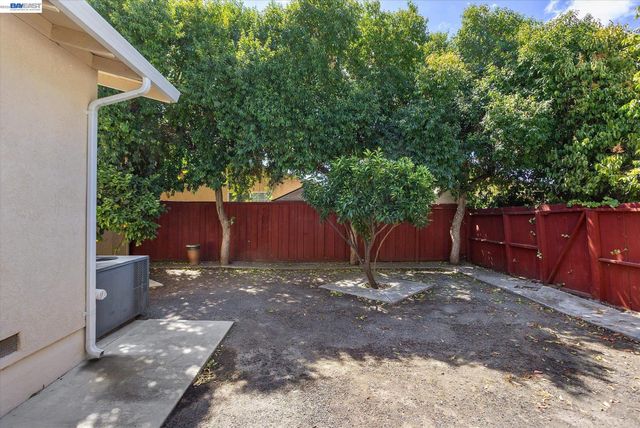 855 Olivina Avenue, Livermore, CA 94551