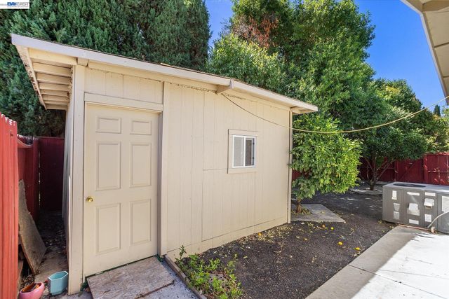 855 Olivina Avenue, Livermore, CA 94551