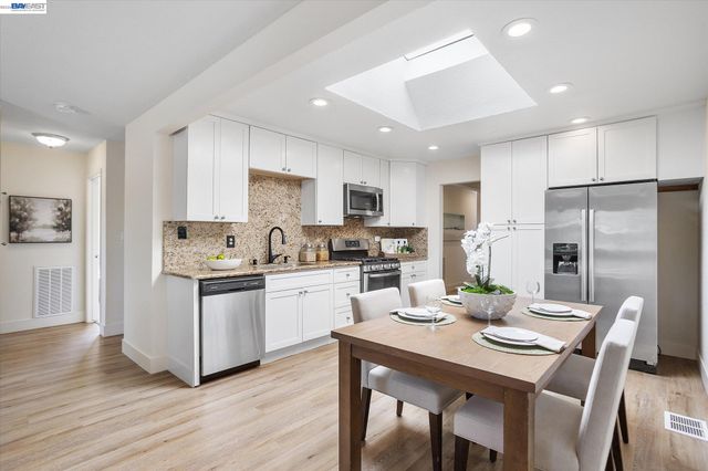 855 Olivina Avenue, Livermore, CA 94551