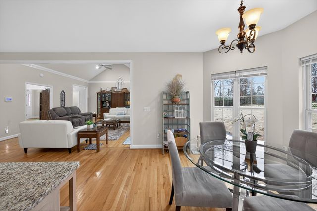 10824 Daffodil Circle, Soddy Daisy, TN 37379