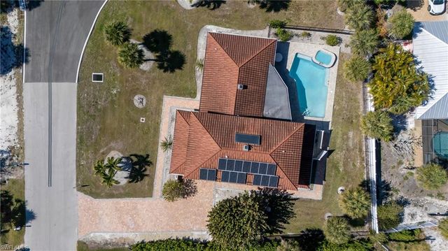 3730 Agate CT, Sanibel, FL 33957