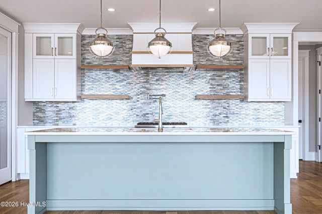 123 Seafaring Lane, Hampstead, NC 28443