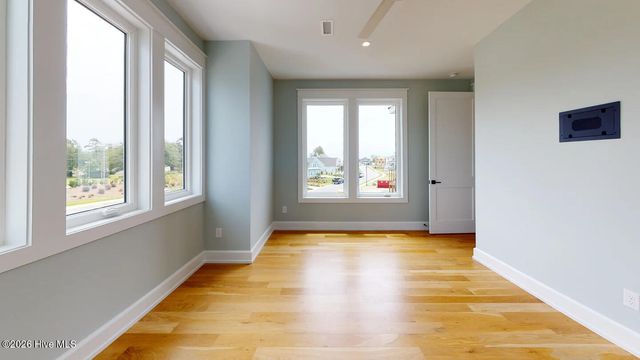 123 Seafaring Lane, Hampstead, NC 28443