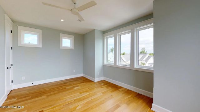 123 Seafaring Lane, Hampstead, NC 28443