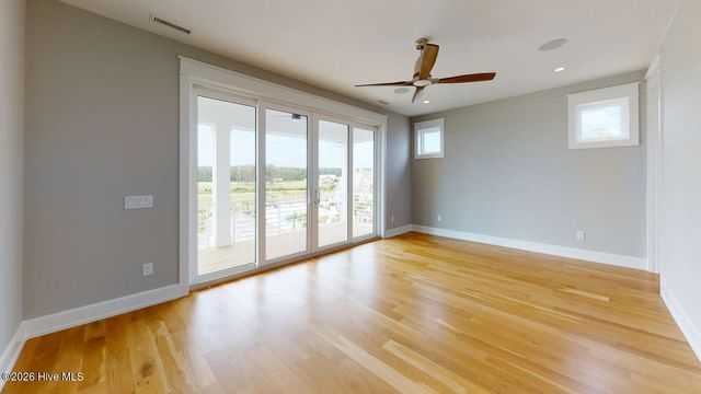 123 Seafaring Lane, Hampstead, NC 28443