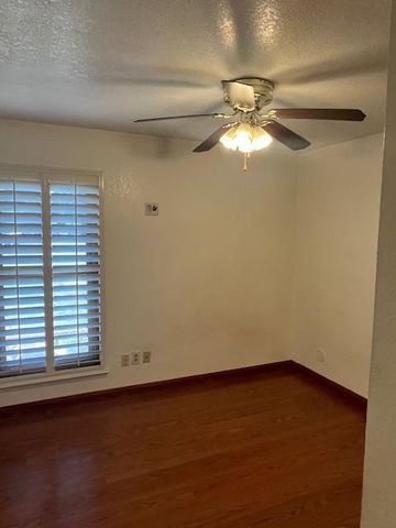 2208 S Garden Avenue, Fresno, CA 93725