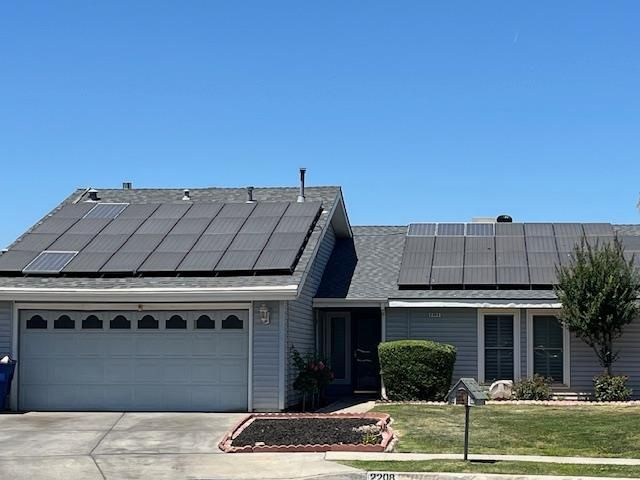 2208 S Garden Avenue, Fresno, CA 93725