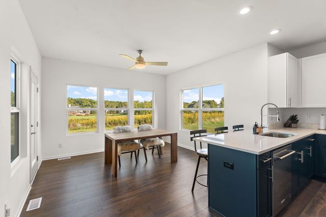 65 N Larwick Circle, Valparaiso, IN 46385