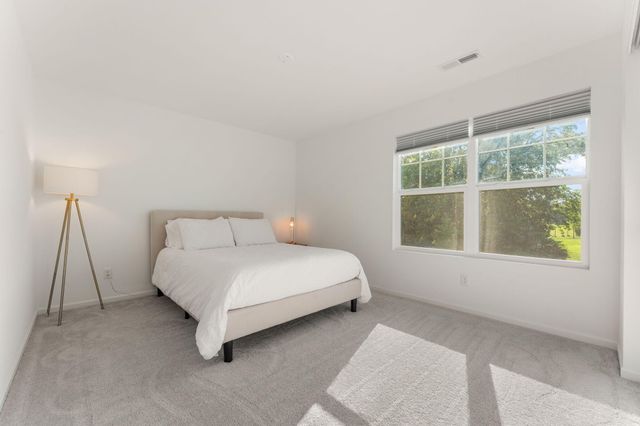 65 N Larwick Circle, Valparaiso, IN 46385