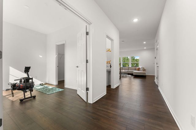 65 N Larwick Circle, Valparaiso, IN 46385