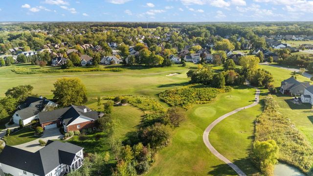 65 N Larwick Circle, Valparaiso, IN 46385