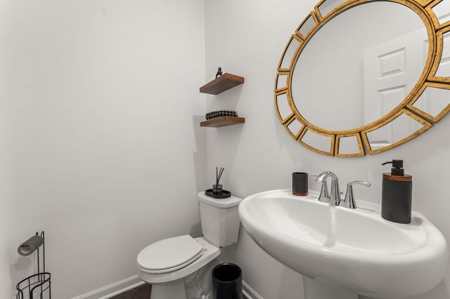 65 N Larwick Circle, Valparaiso, IN 46385