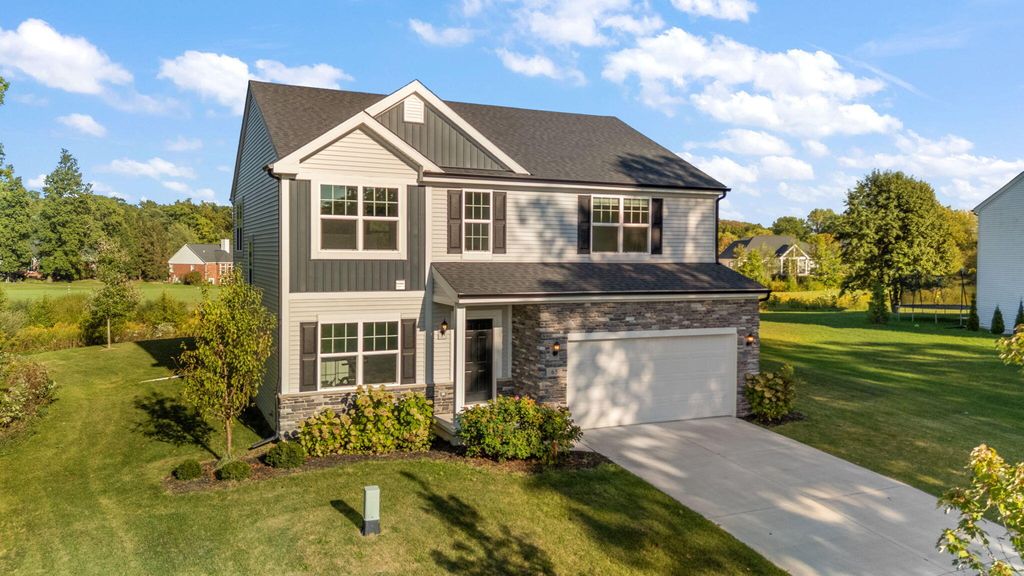 65 N Larwick Circle, Valparaiso, IN 46385