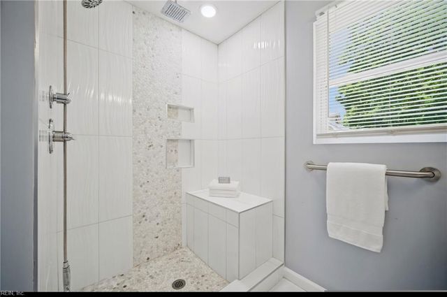 1708 Rally DR, Virginia Beach, VA 23454