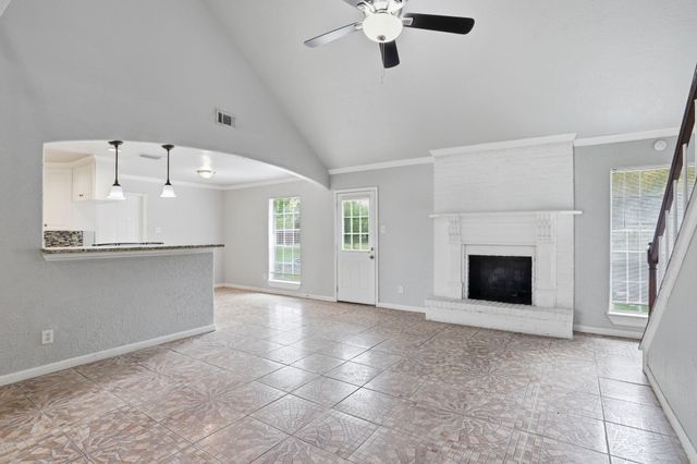 3513 E Bayou Drive, La Porte, TX 77571