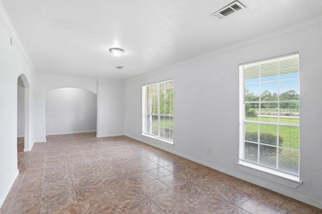 3513 E Bayou Drive, La Porte, TX 77571