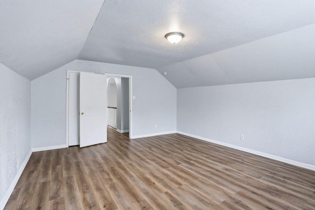 3513 E Bayou Drive, La Porte, TX 77571