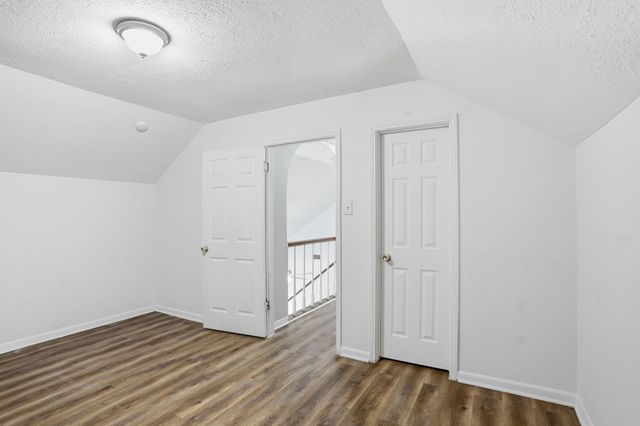 3513 E Bayou Drive, La Porte, TX 77571