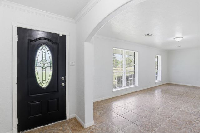 3513 E Bayou Drive, La Porte, TX 77571