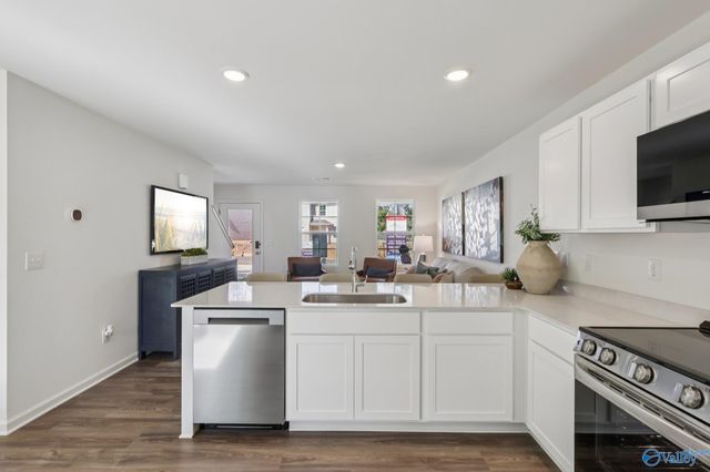 127 Addlestone Circle, Meridianville, AL 35759