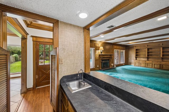 16027 Champion Drive, Spring, TX 77379