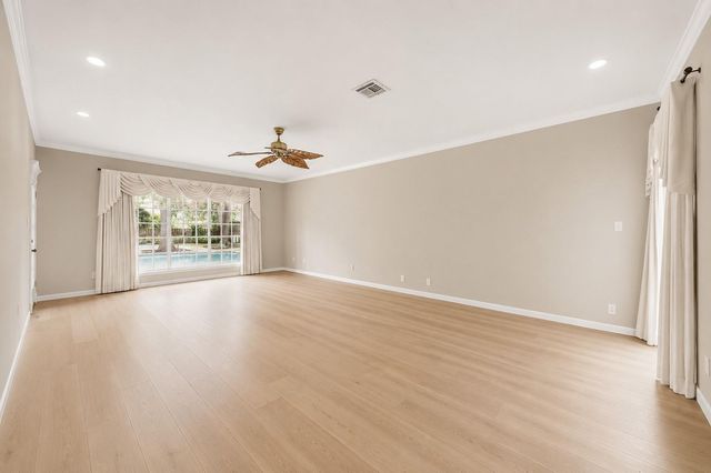 16027 Champion Drive, Spring, TX 77379