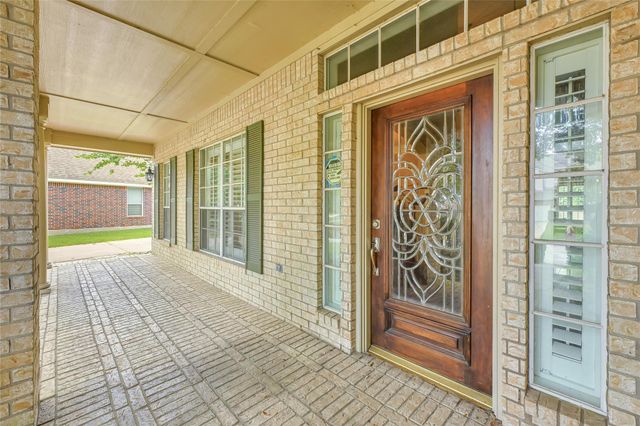 13322 Castlecombe Drive, Houston, TX 77044