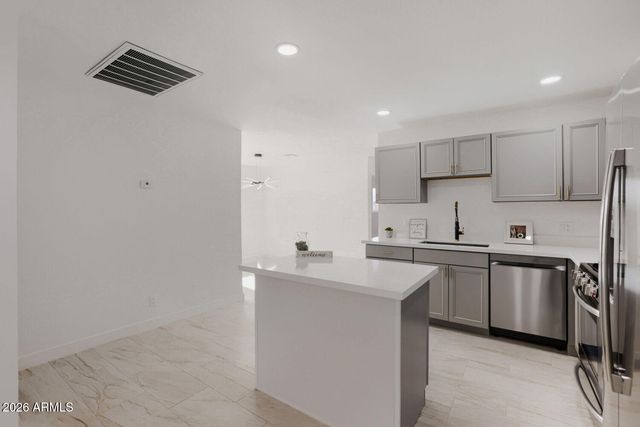 5703 W Sells Drive, Phoenix, AZ 85031