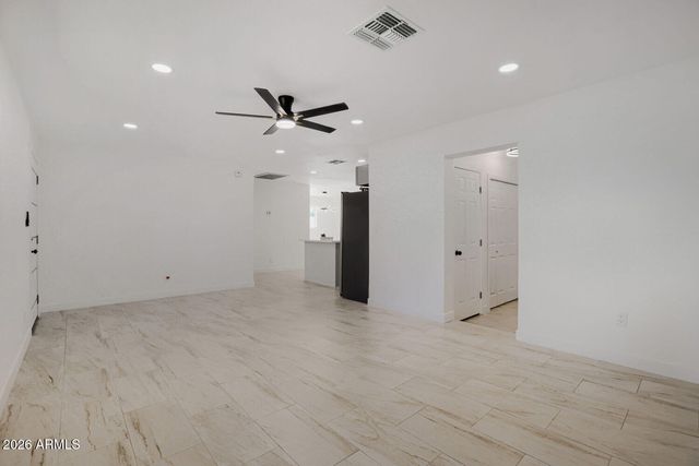 5703 W Sells Drive, Phoenix, AZ 85031