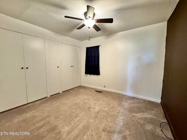 8903 Pickens Gap Rd, Knoxville, TN 37920